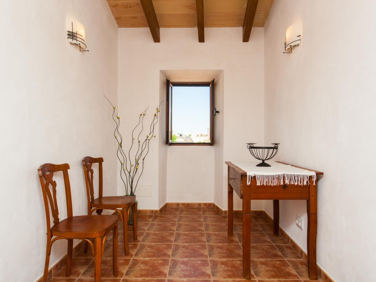 Villa Paula Llombarts Екстериор снимка