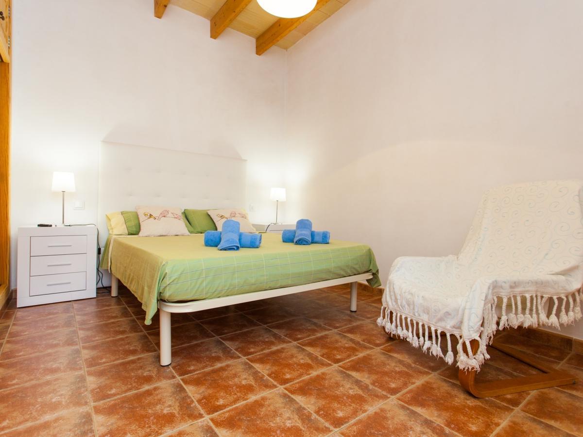 Villa Paula Llombarts Екстериор снимка